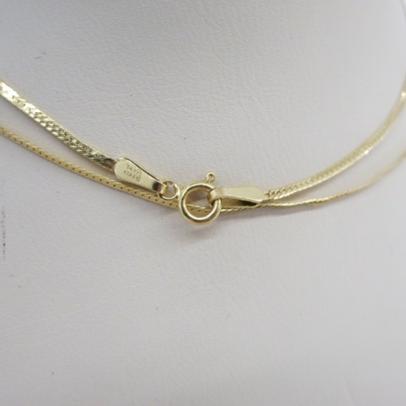 14K Gold Flat Snake Chain Necklace (1.58g) - Picture 2 of 3